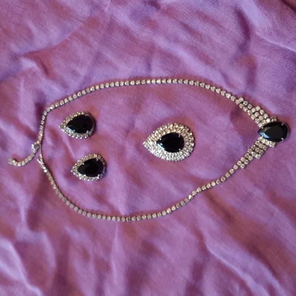 Costume jewelry set - Picture 2 of 6
